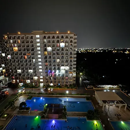 Amazing Lovely Condo Studio Type, Facing Olympic Size Pool And Mountain